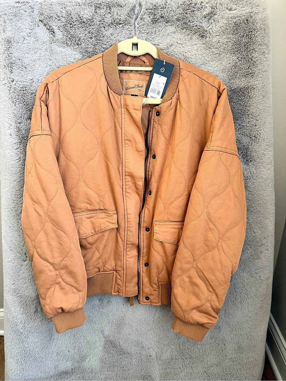Universal Thread Women’s Small Camel Quilted Bomber Jacket NWT